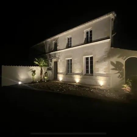 Saint Palais Sur Piscine * Breuillet (Charente-Maritime)